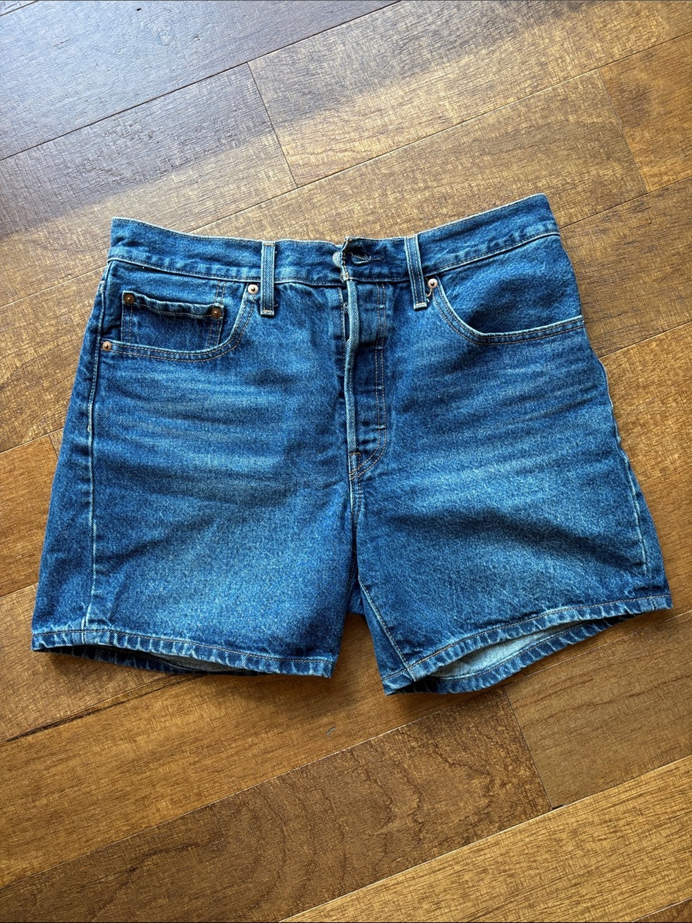 Levi’s 501 mid-thigh jean shorts